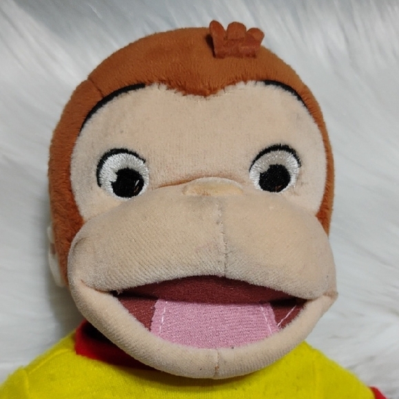 SALE! Curious George 2005 Marvel Plush Toy & Yellow Shirt W 39 USA Stamp (X-66) - Picture 3 of 11
